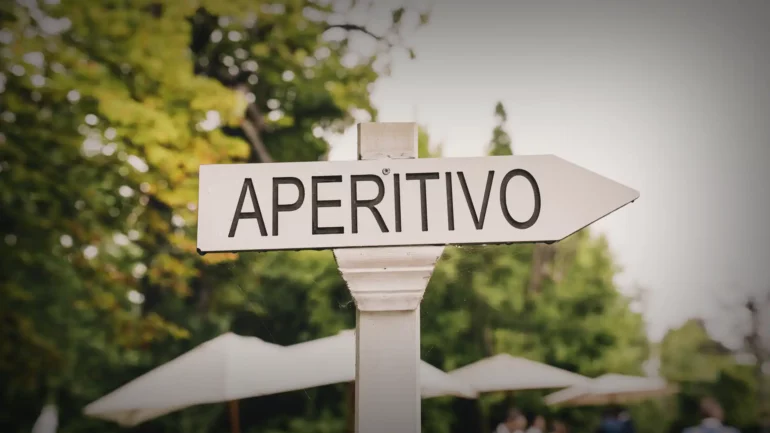 APERITIVO ITALIANO RADIO